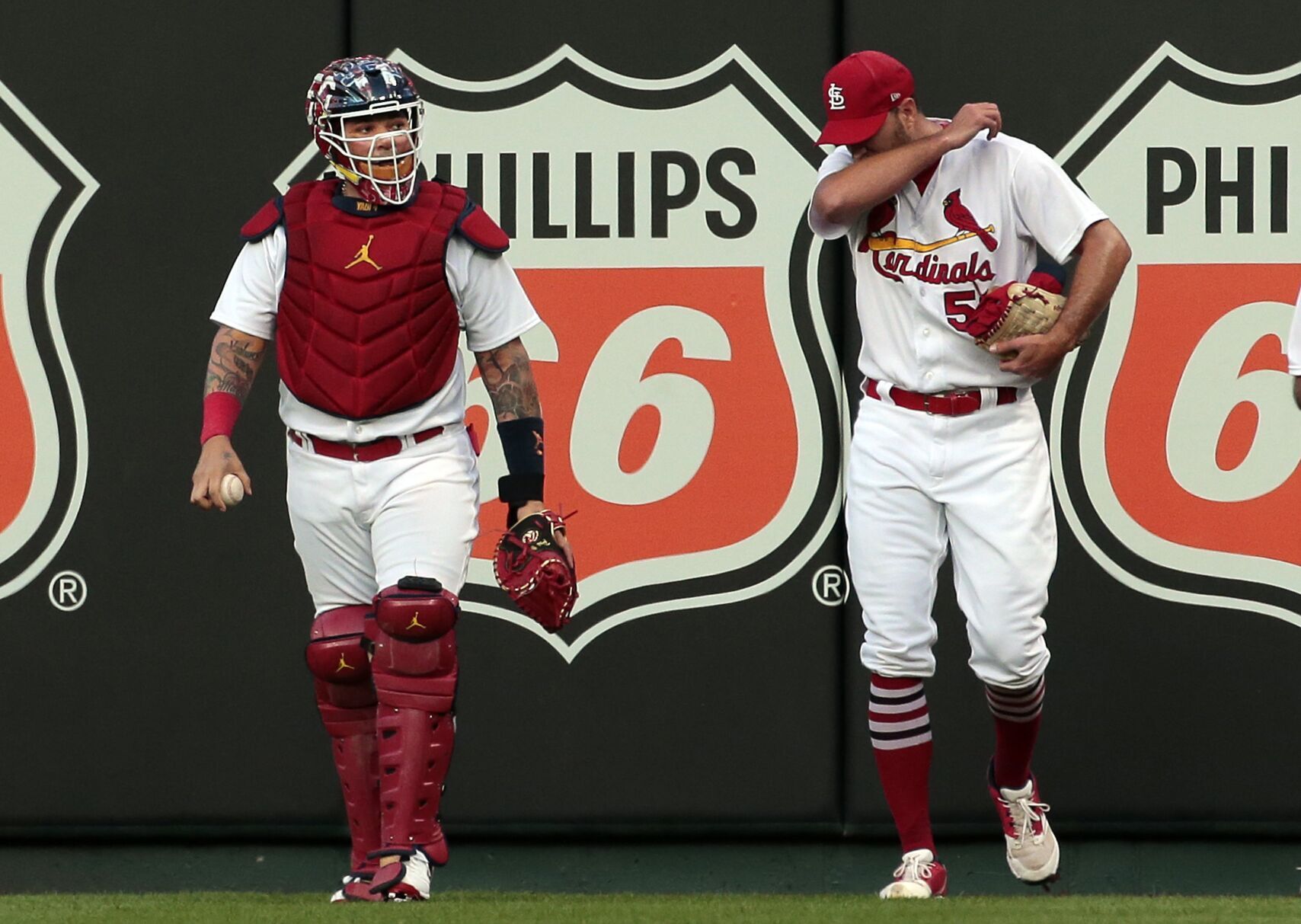 Cardinals, Brewers at Busch